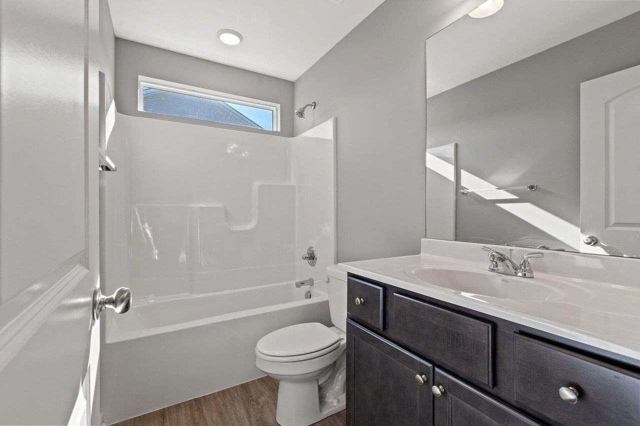 137 Candy Apple Ln - Photo 7 of 16