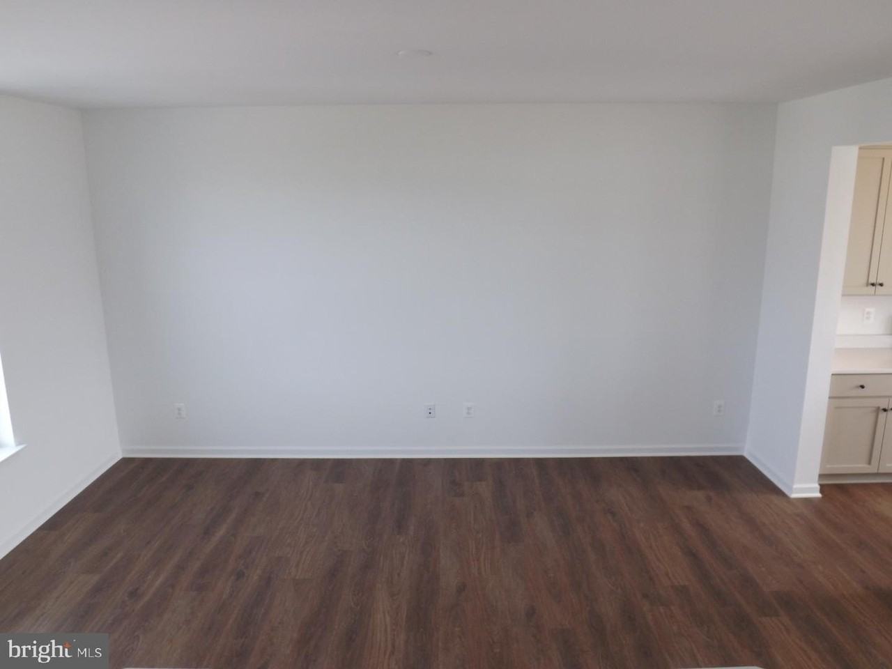 26 Kirby Ct - Photo 7 of 23