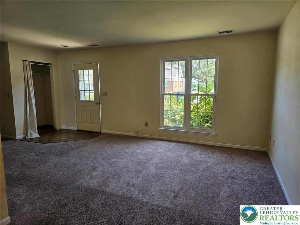 363 Minor St - Photo 3 of 23