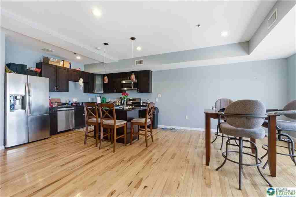 623 Walnut Ave #B2 - Photo 5 of 20
