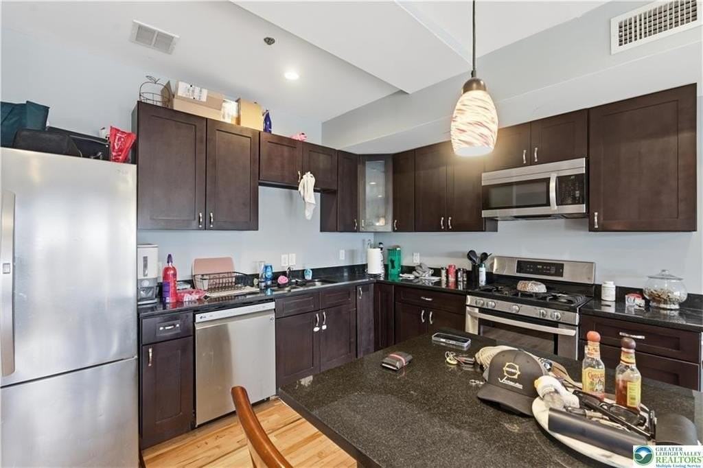 623 Walnut Ave #B2 - Photo 7 of 20