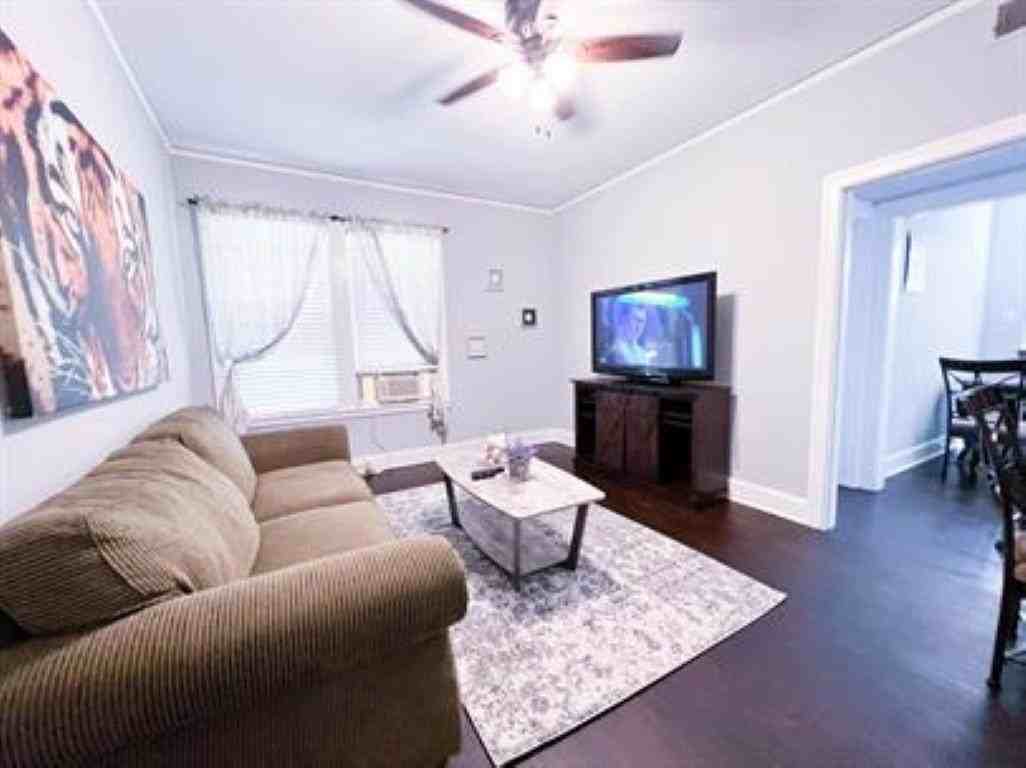 128 Stonewall St #7 - Photo 3 of 8