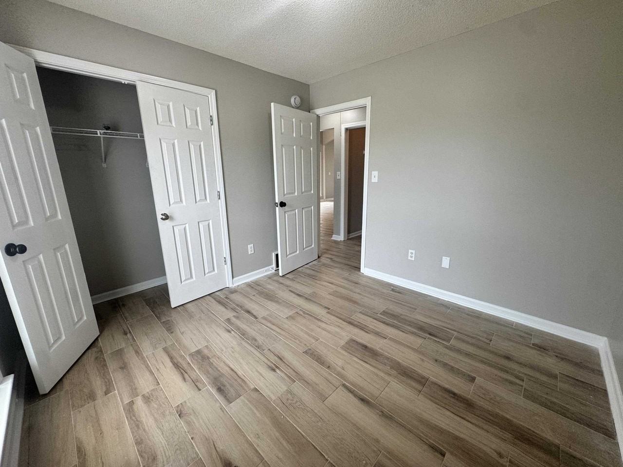 1237 Travers Ln - Photo 7 of 19