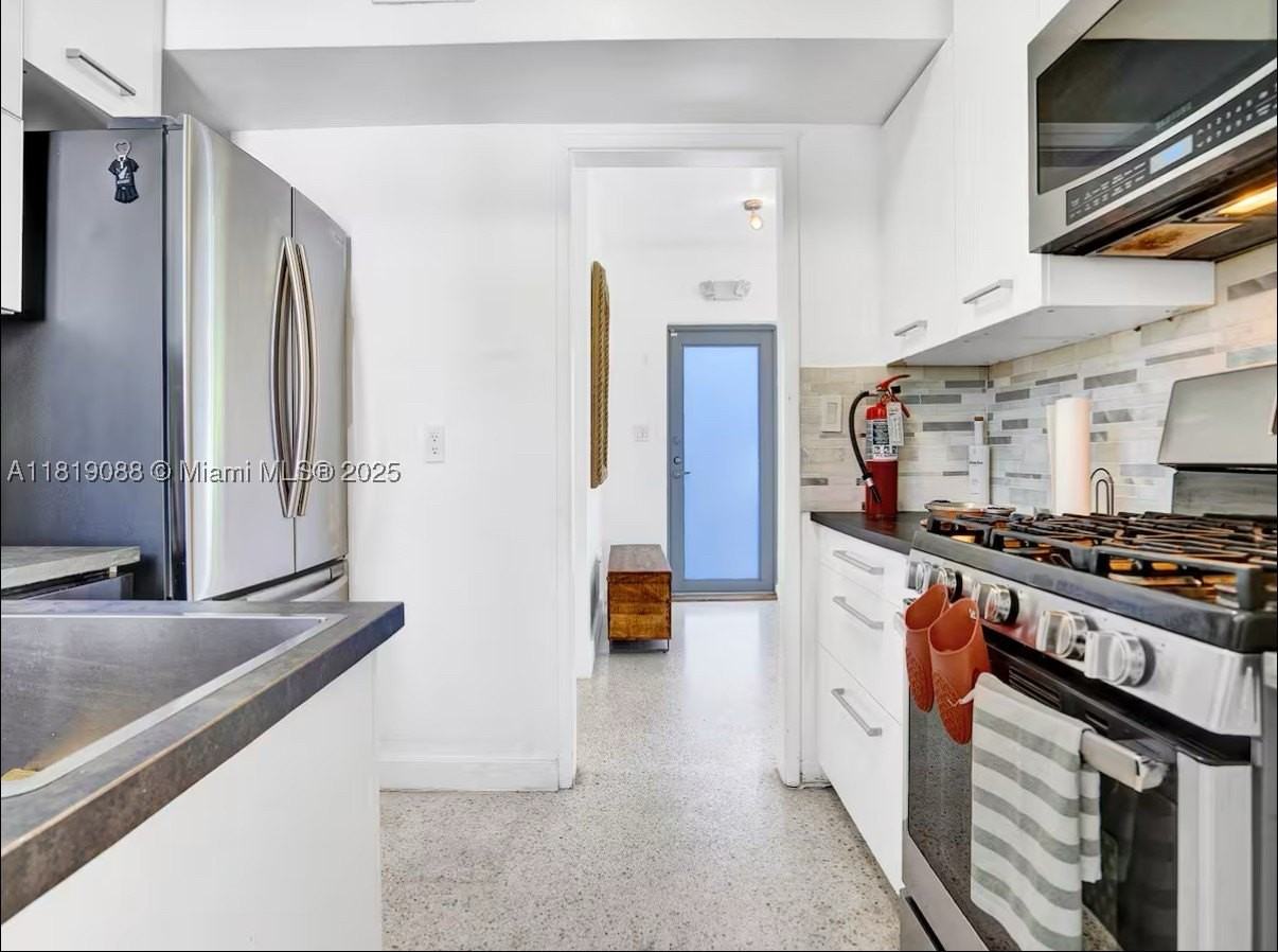 7537 W Treasure Dr - Photo 6 of 21