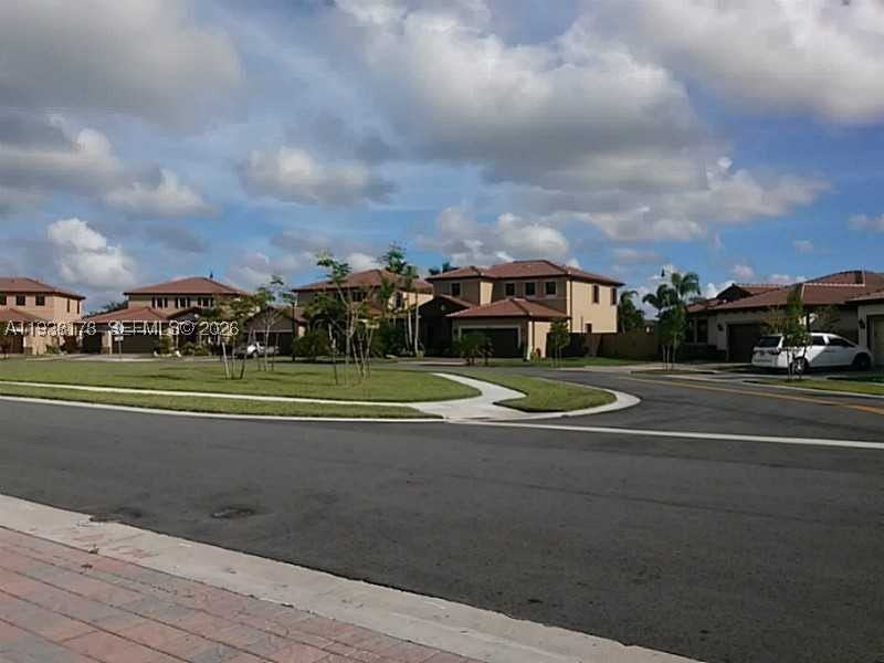 191 Se 35th Ave - Photo 3 of 50
