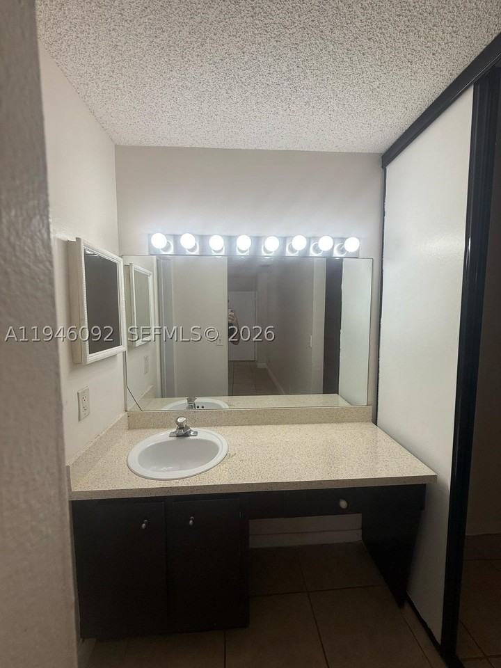 3439 Cocoplum Cir #3420 - Photo 6 of 13