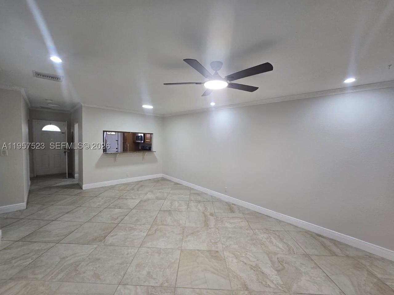 5151 W Oakland Park Blvd #303 - Photo 3 of 48