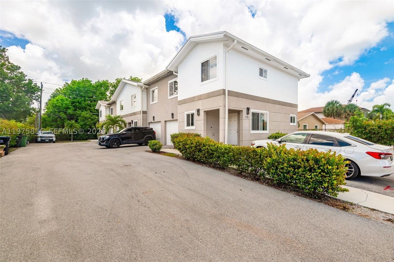 815 Nw 3rd Ave #813