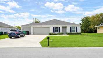 featured image of 2180 Sw Cameo Blvd