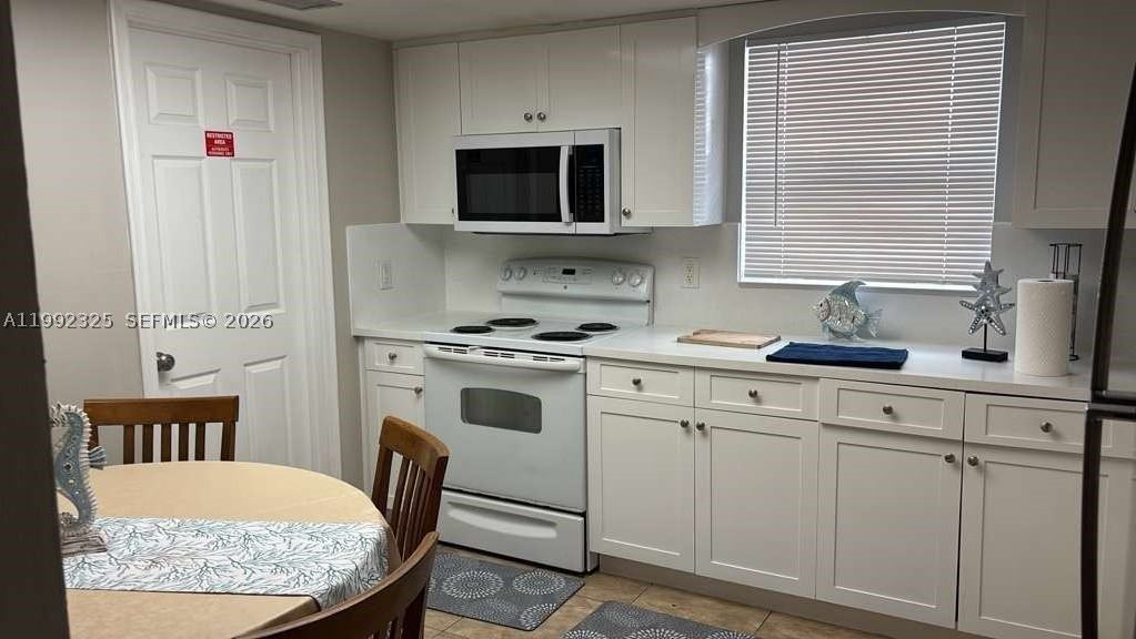 1120 Ne 24th Ave #2 - Photo 2 of 26