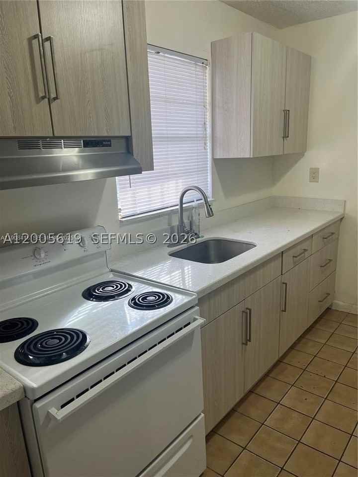 2255 W 55th St #2 - Photo 2 of 13