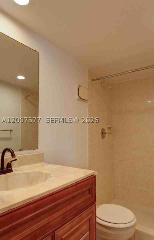 8020 Sw 17th Pl #3-5 - Photo 4 of 27