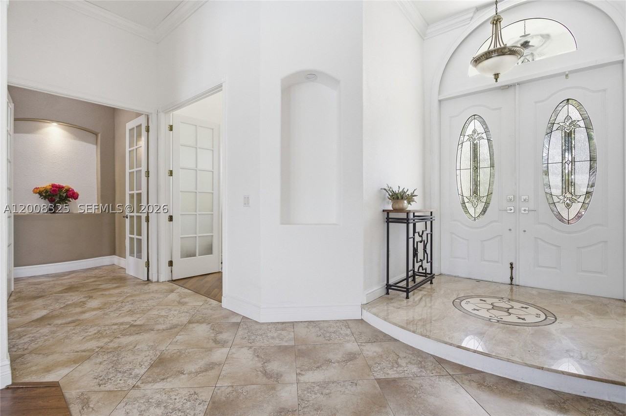 20401 Sw 48th Pl - Photo 5 of 50