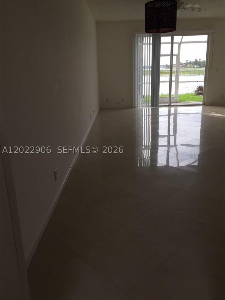 1804 Salerno Cir #1804 - Photo 5 of 31