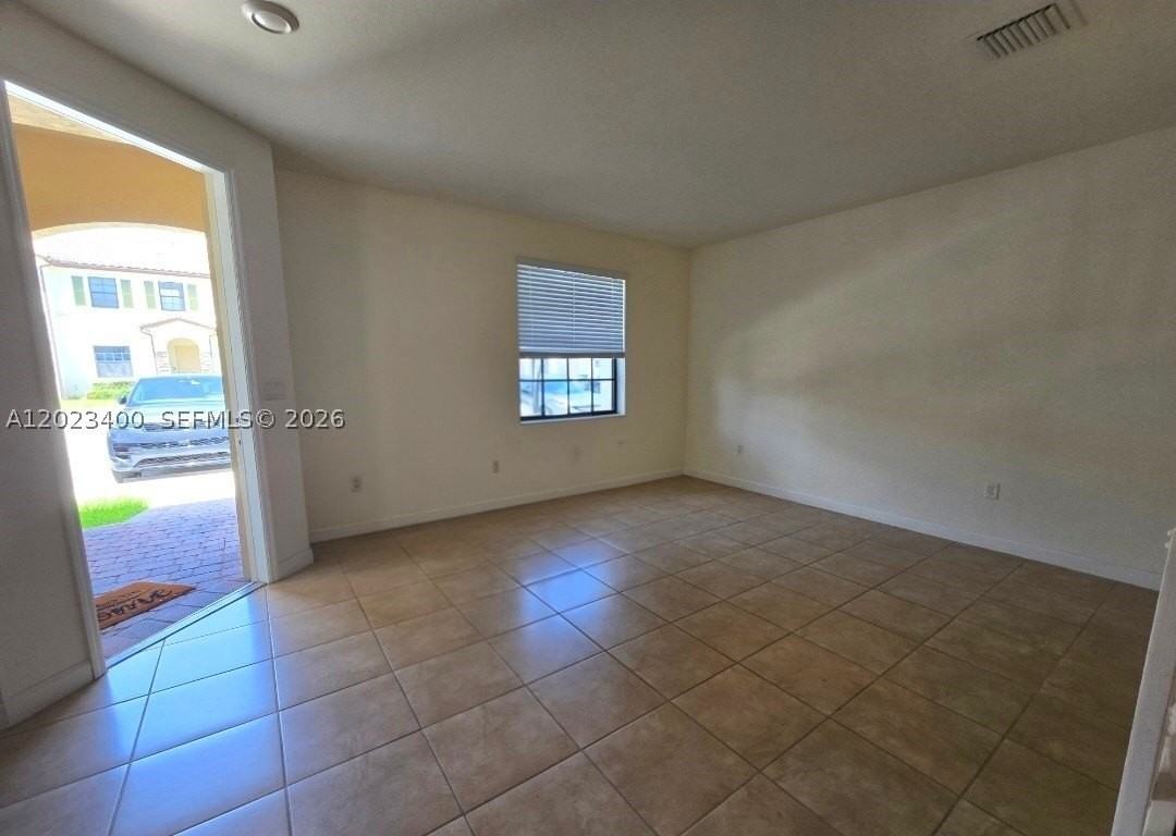 9261 W 33rd Way - Photo 4 of 28