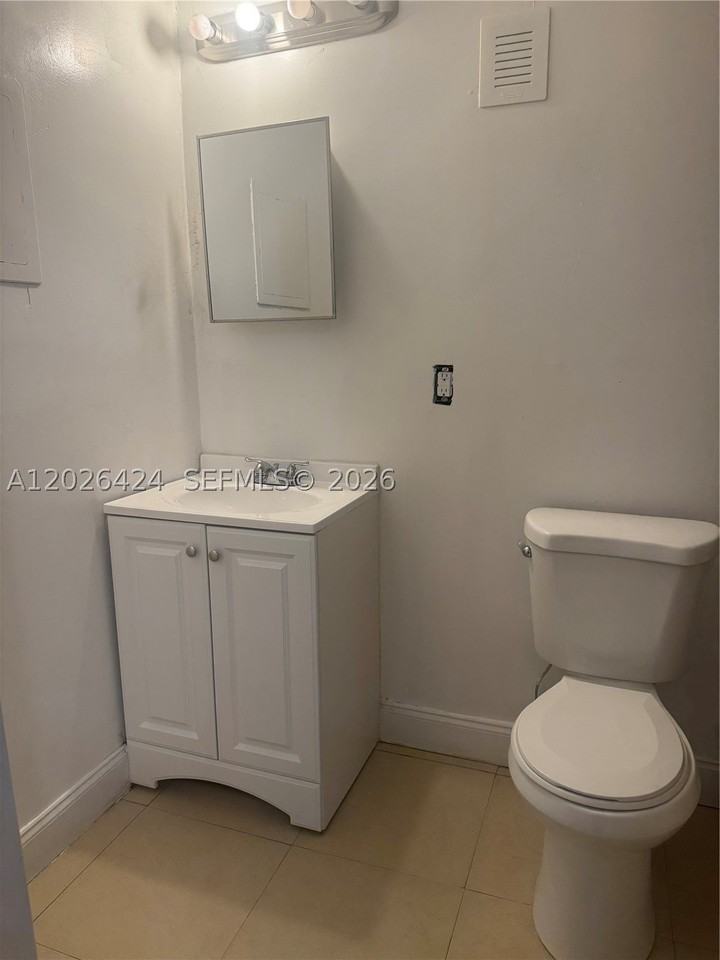 1180 Ne 160th Ter #3 - Photo 2 of 9