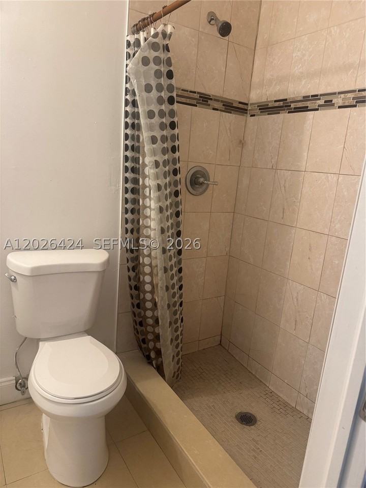 1180 Ne 160th Ter #3 - Photo 3 of 9
