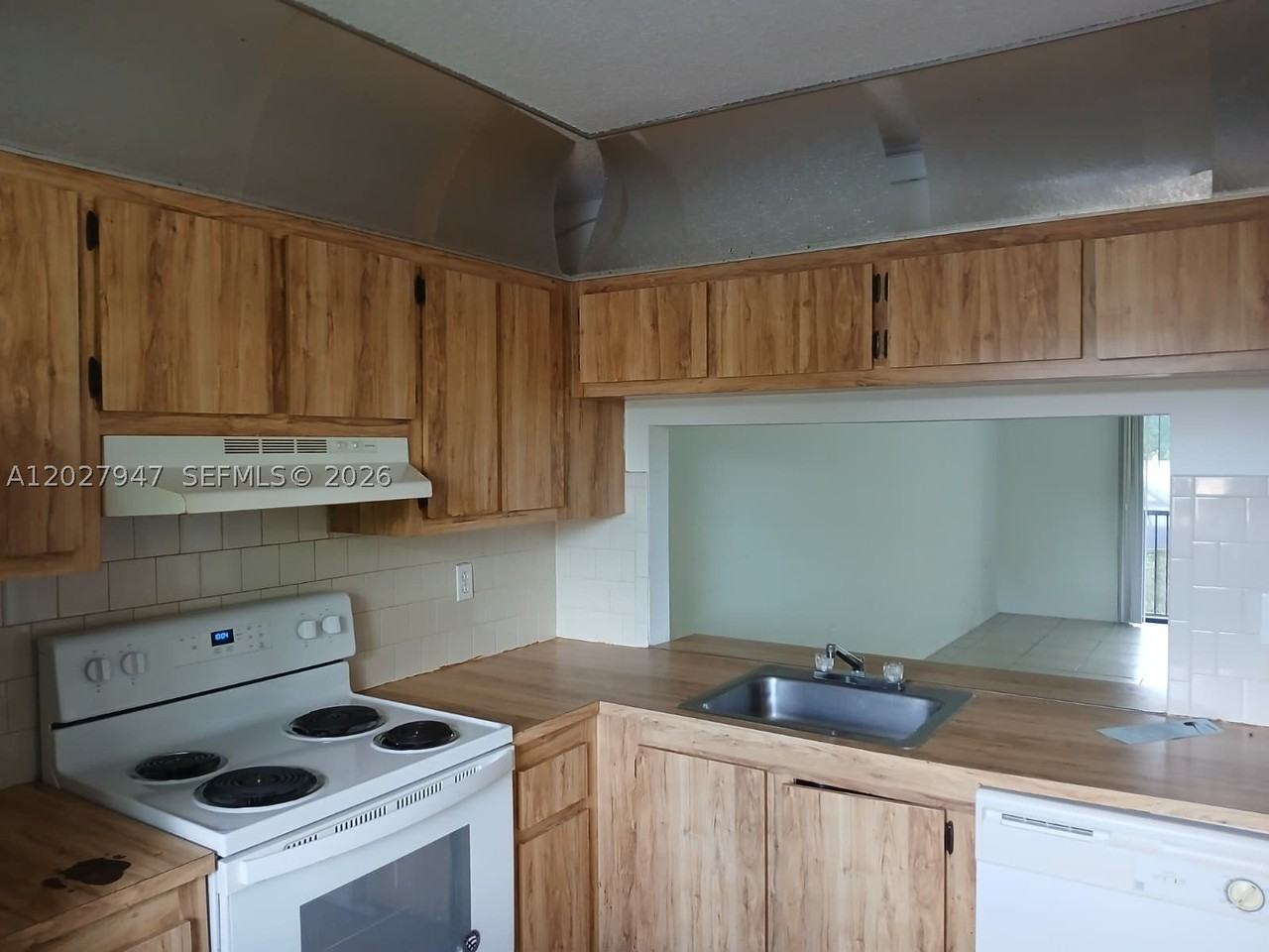 9141 Nw 1st Ct #204 - Photo 4 of 12