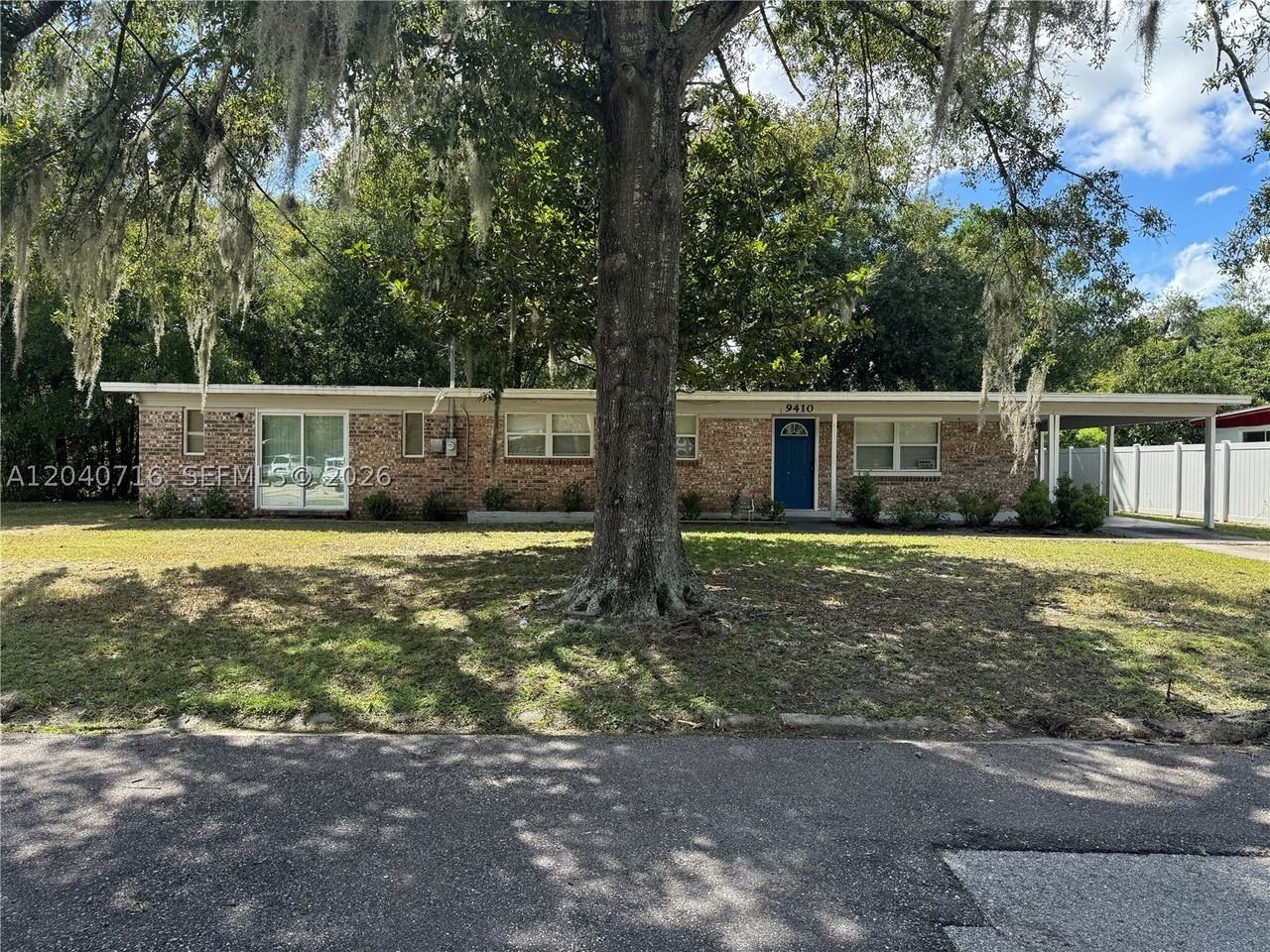 9410 Gilchrist Ct