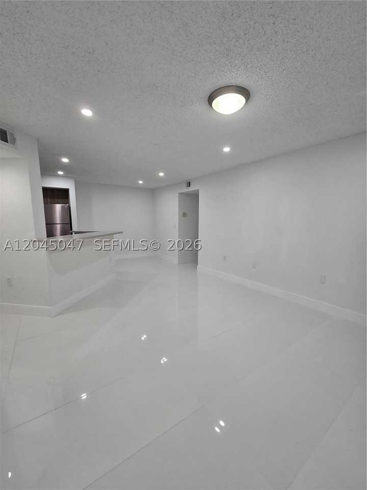 595 Vista Isles Dr #1913 - Photo 2 of 17
