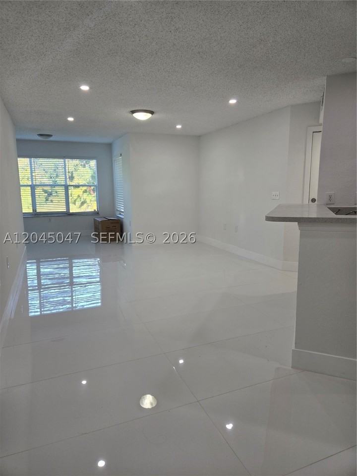 595 Vista Isles Dr #1913 - Photo 6 of 17