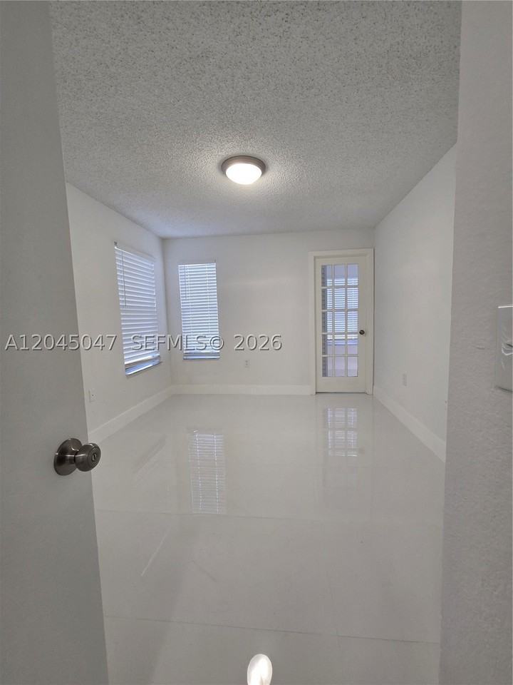 595 Vista Isles Dr #1913 - Photo 7 of 17