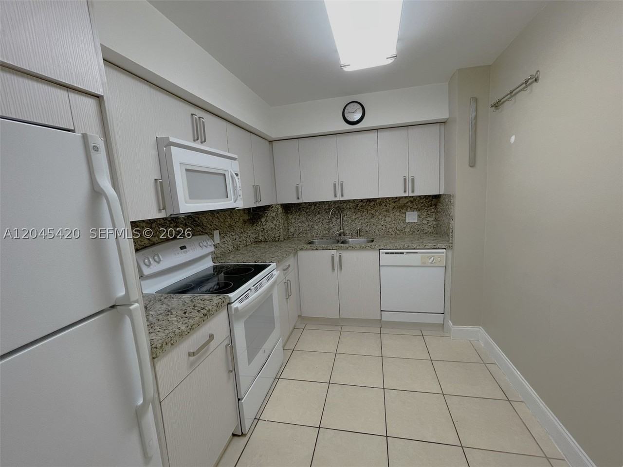 3900 N Hills Dr #108 - Photo 2 of 11