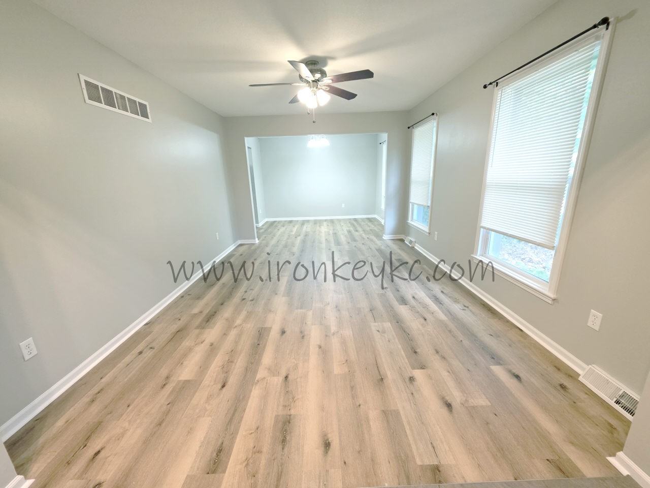 7007 E 132nd St #1 - Photo 3 of 27