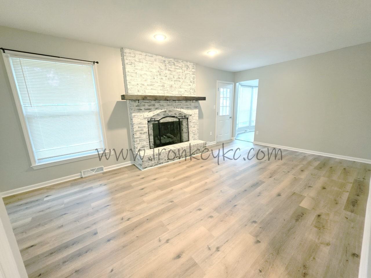 7007 E 132nd St #1 - Photo 6 of 27