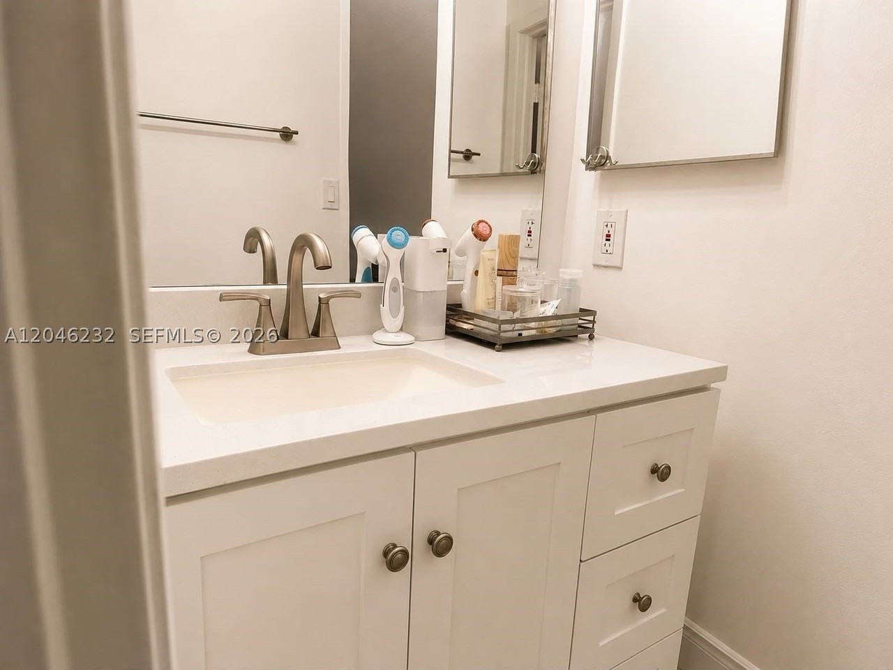 7954 Nw 41st Ct - Photo 7 of 26