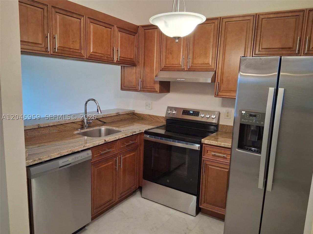 10907 Royal Palm Blvd #10907 - Photo 2 of 11