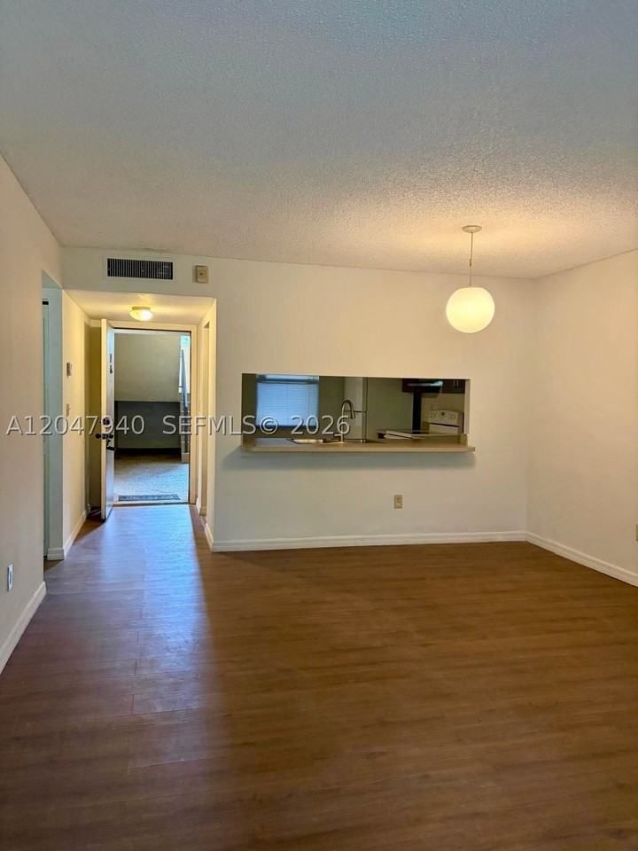 100 Nw 76th Ave #102-2 - Photo 3 of 17
