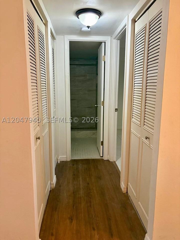 100 Nw 76th Ave #102-2 - Photo 6 of 17