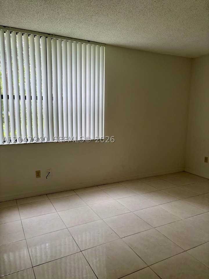 100 Nw 76th Ave #102-2 - Photo 7 of 17