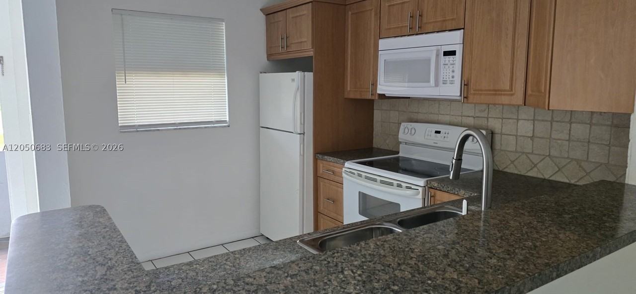 7400 Nw 85th Ct #207 - Photo 4 of 15