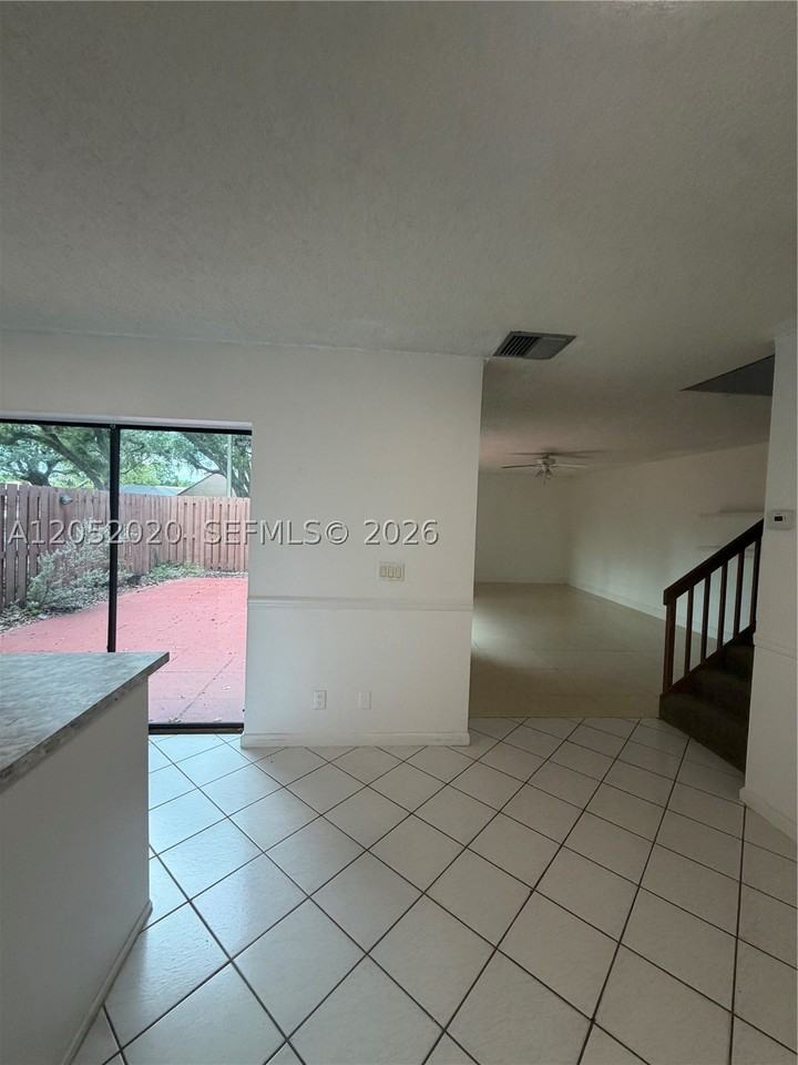 2563 Camelot Ct #2563 - Photo 4 of 10