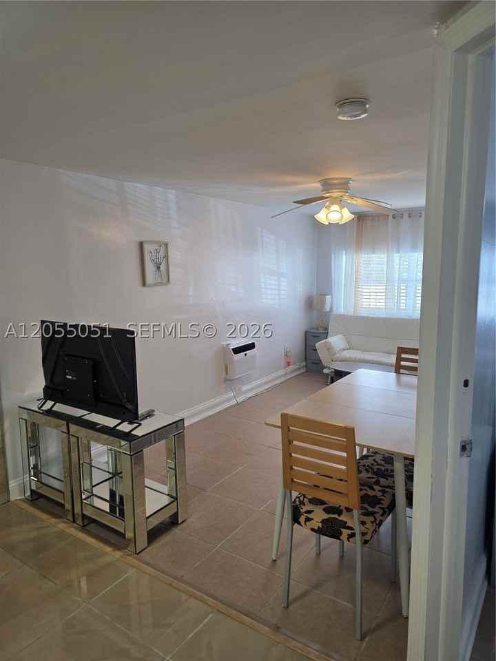 5712 Hollywood Blvd #1 - Photo 2 of 10