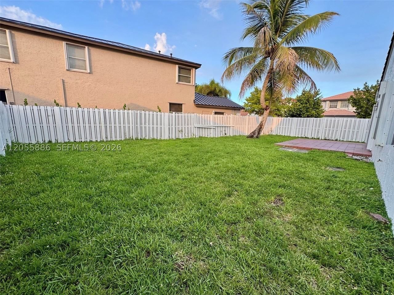 3393 Sw 180th Way #0 - Photo 3 of 21