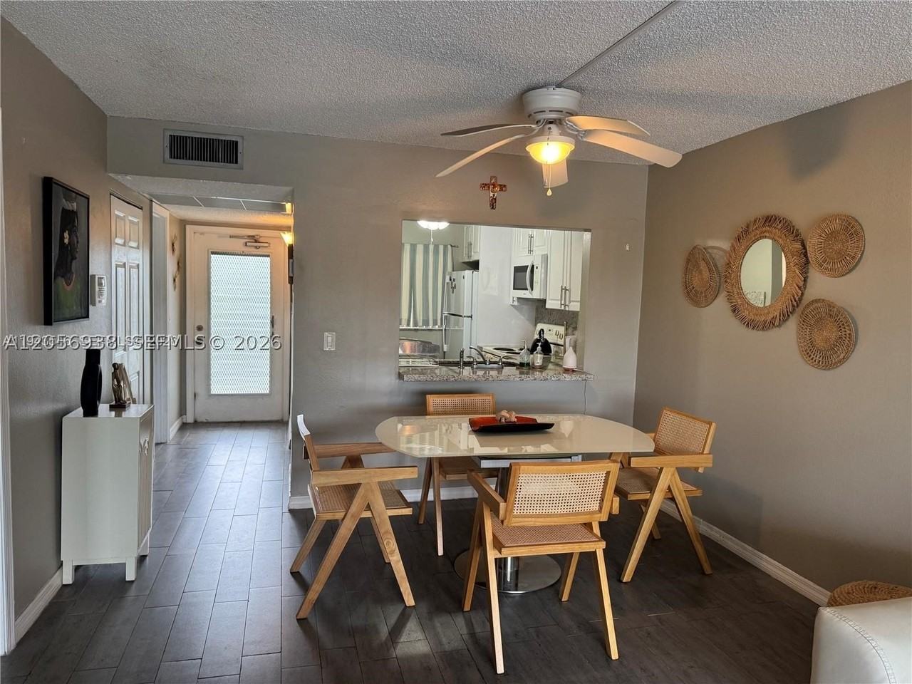 9450 Poinciana Pl #405 - Photo 4 of 18