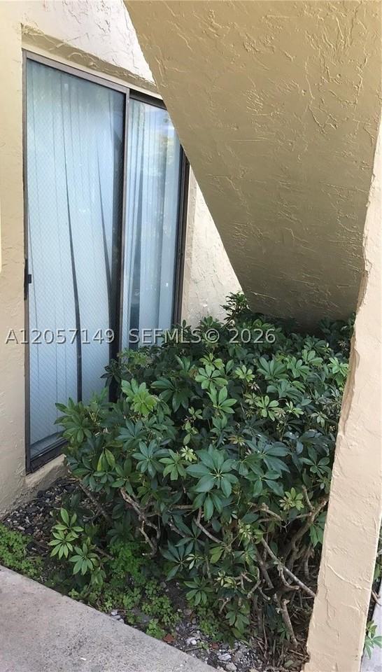 2631 Riverside Dr #2