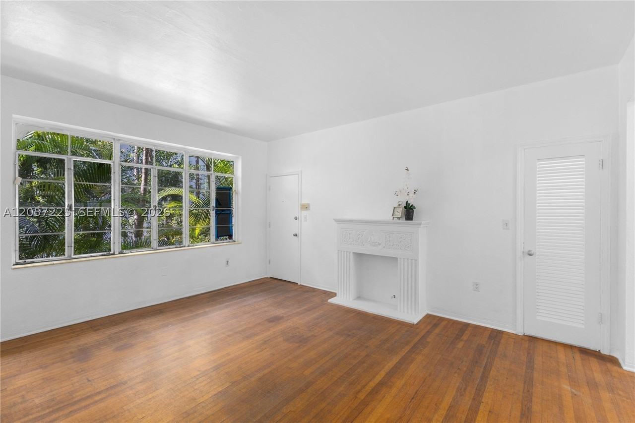 817 Lenox Ave #6 - Photo 4 of 19
