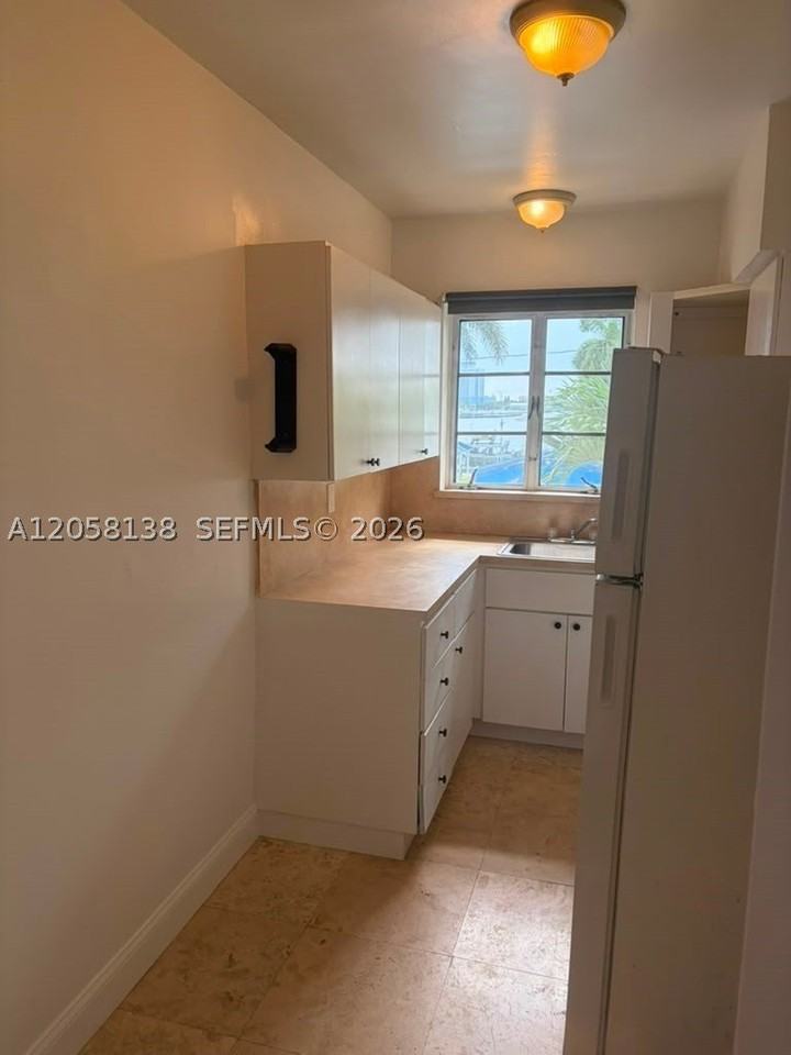 7921 West Dr #7 - Photo 3 of 9