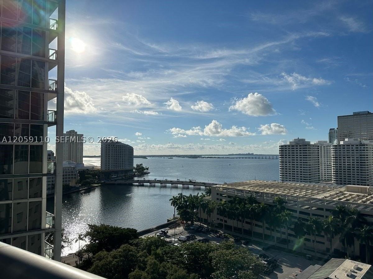 485 Brickell Ave #2507 - Photo 3 of 28