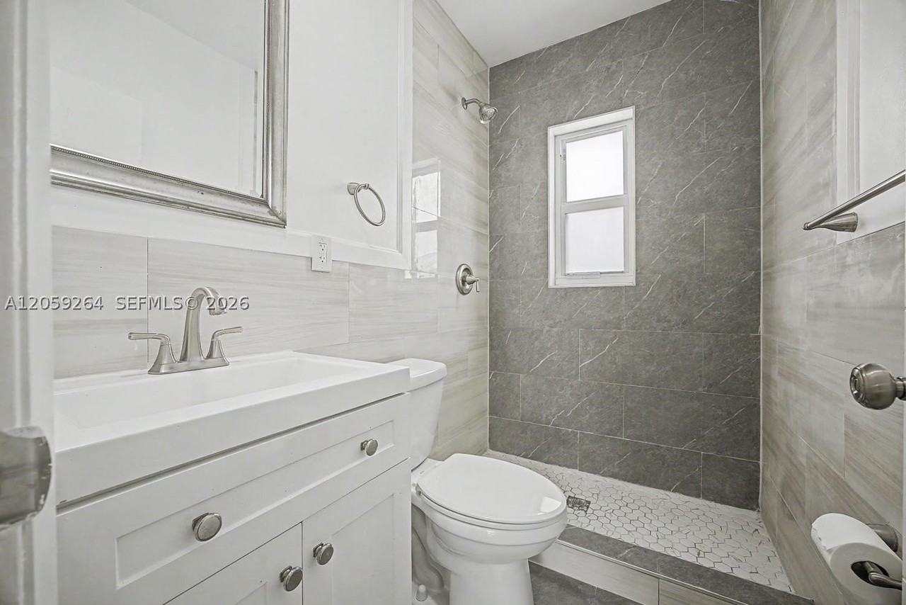 8466 Nw 4th Ct #8466 - Photo 6 of 23
