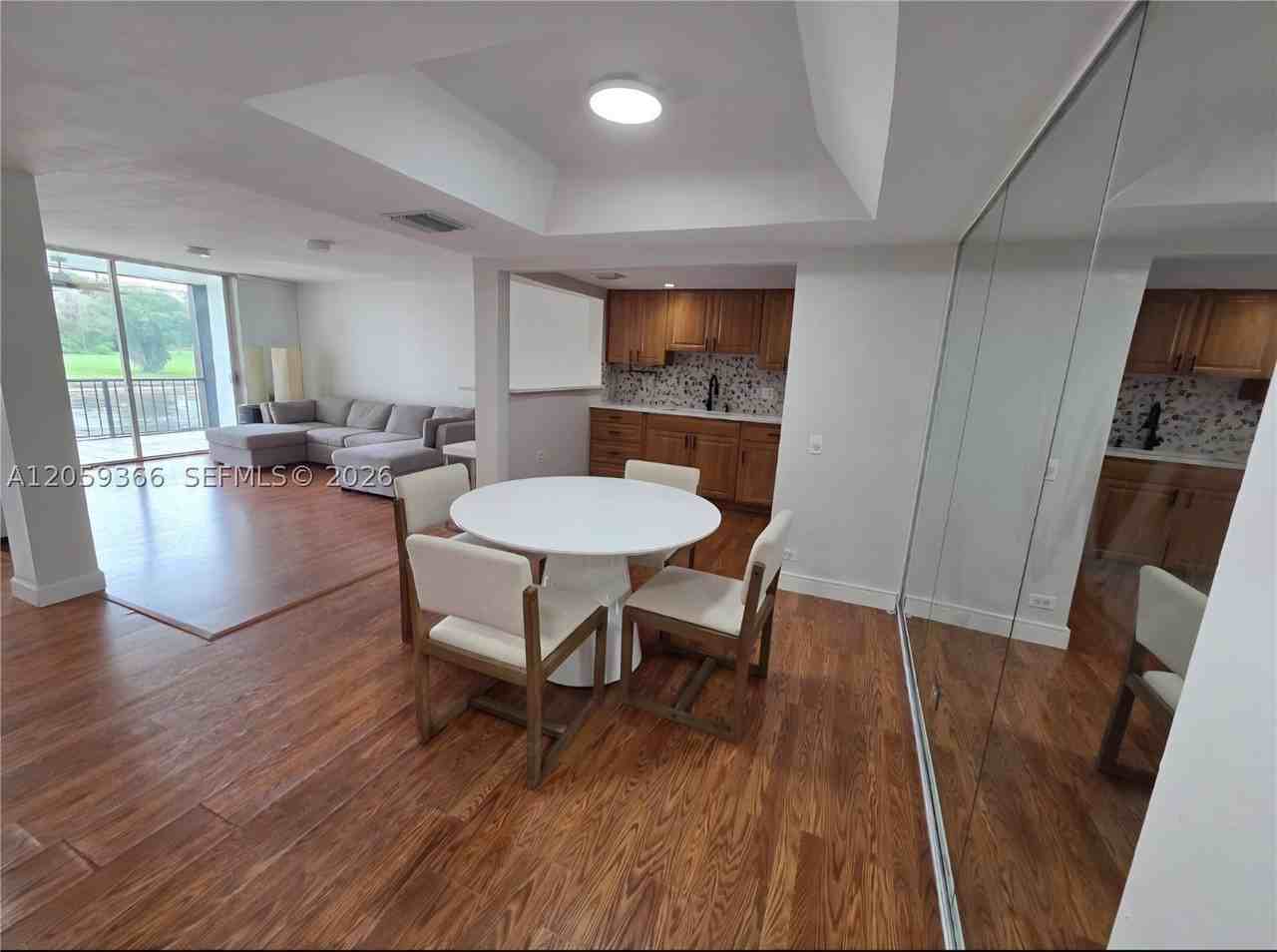 3750 Inverrary Dr #2B - Photo 6 of 12