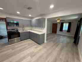 221 Ne 1st Ter #2 - Photo 1 of 1