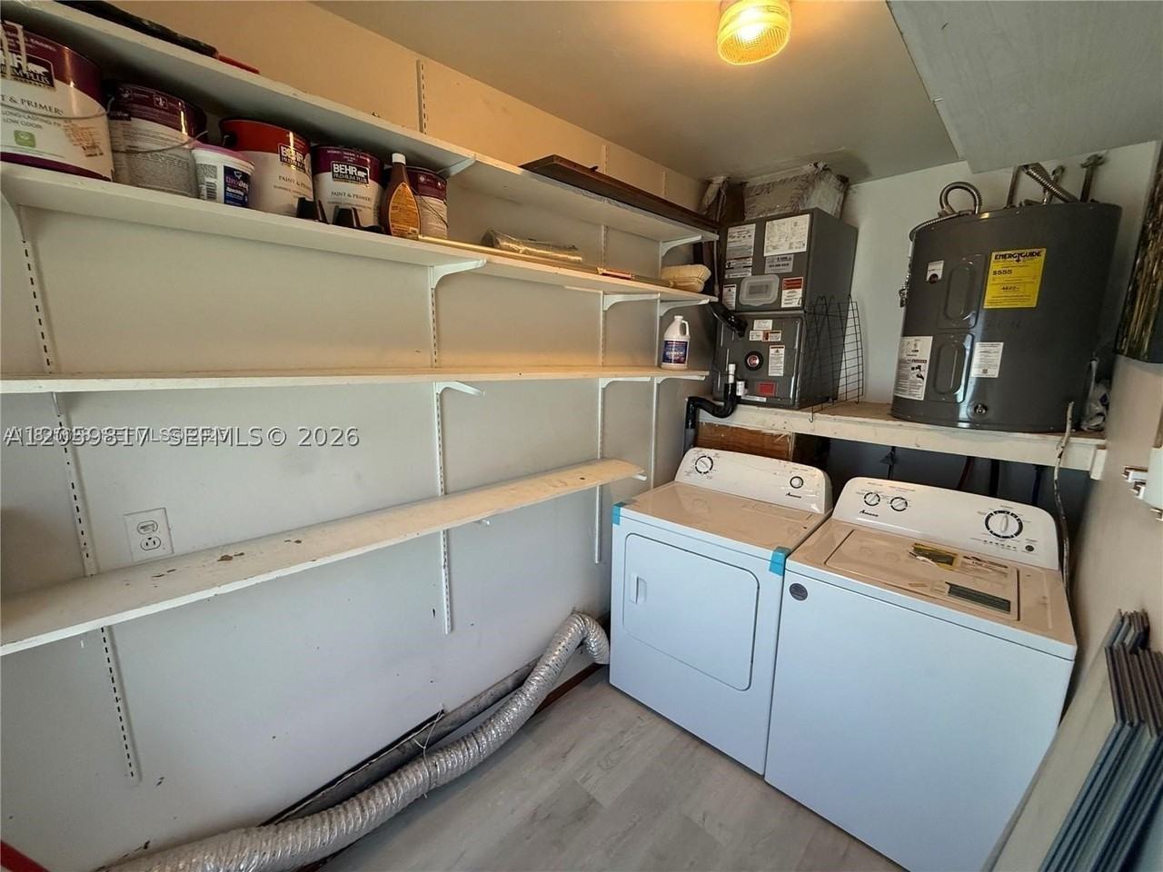 221 Ne 1st Ter #2 - Photo 6 of 15