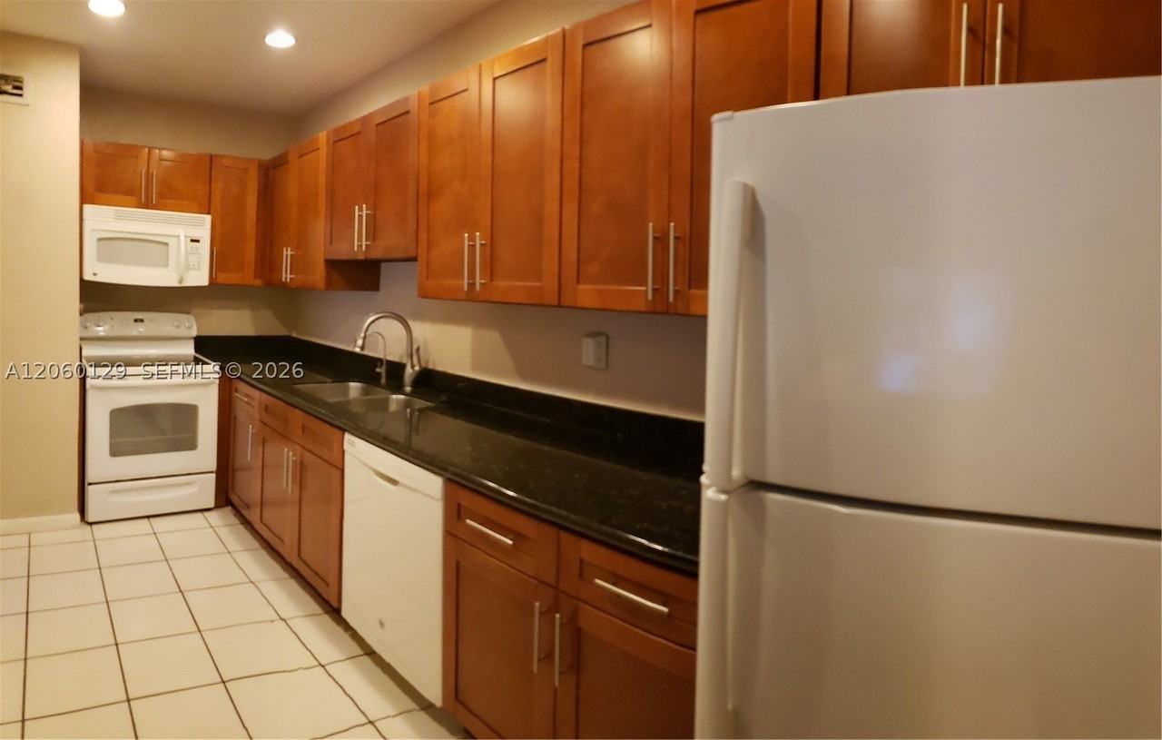 13934 Sw 90th Ave #201CC - Photo 4 of 23