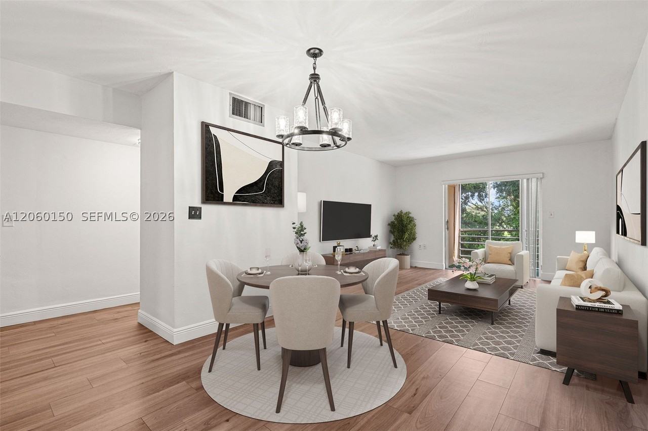 15888 Sw 95th Ave #317 - Photo 3 of 19
