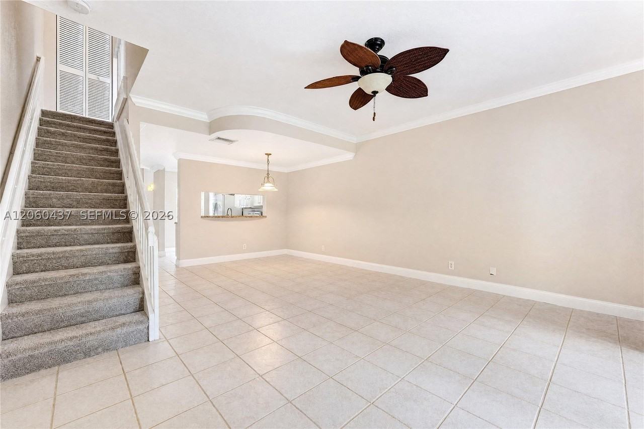 932 Kokomo Key Ln - Photo 2 of 28